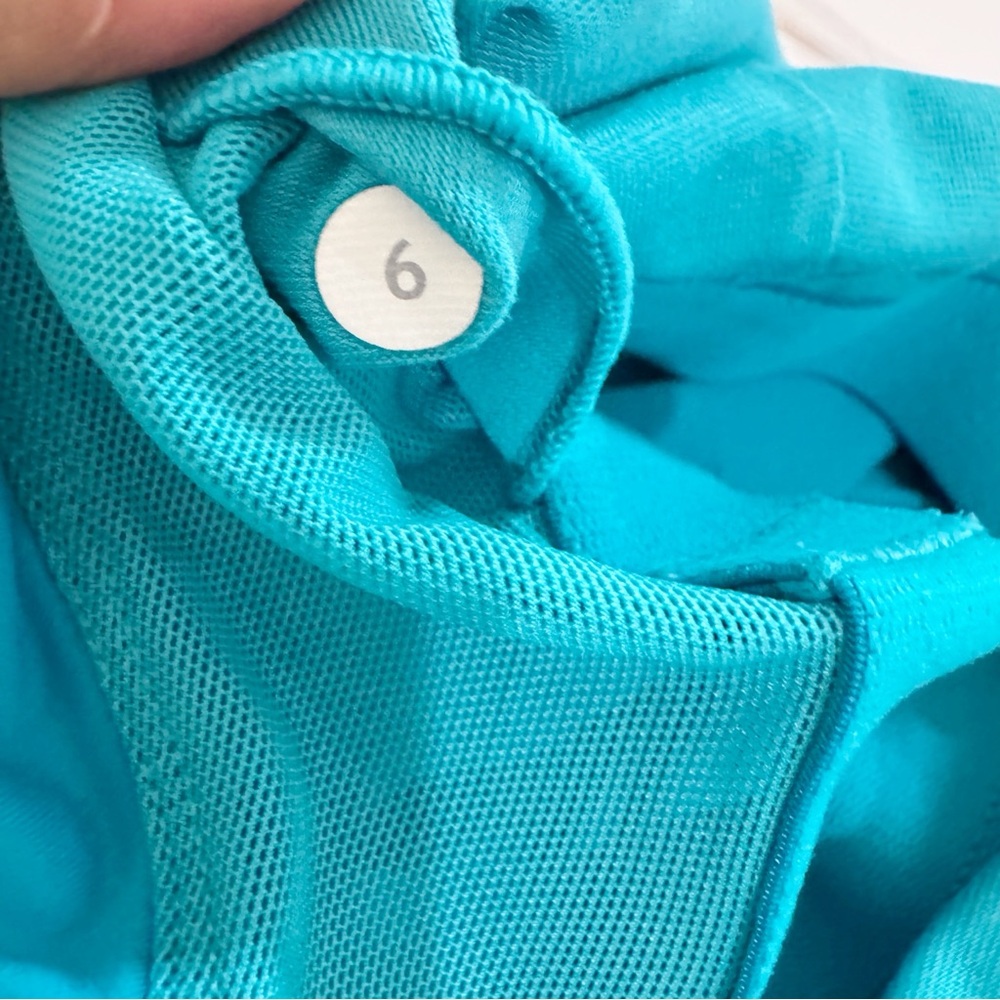 Lululemon Push Ur Limits Tank Top in Blue Stripe Surge Size 6 - Picture 8 of 8